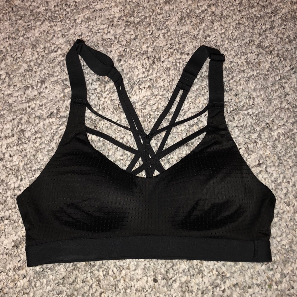 NWOT never worn black Victoria Sport bra